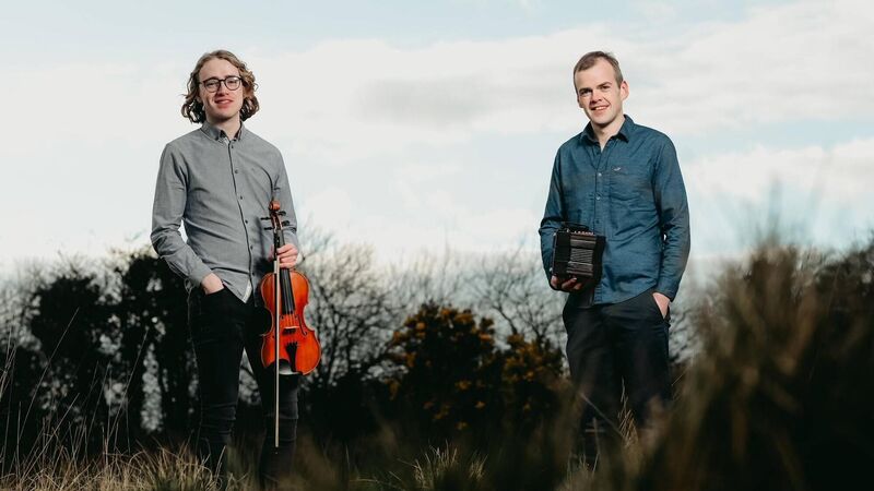 Stiúrthóir nua Ensemble Mhúscraí, Clesham, ag tabhairt blaiseadh dá albam le Arkins agus Murray Stiúrthóir nua Ensemble Mhúscraí, Clesham, ag tabhairt blaiseadh dá albam le Arkins agus Murray