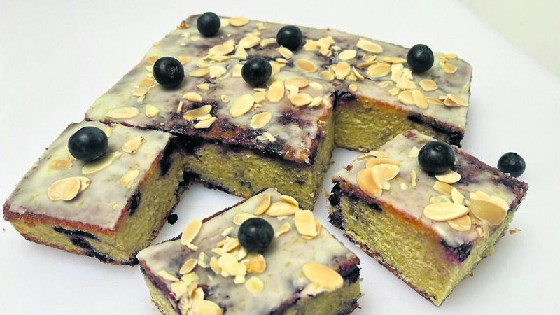 Recipe: Almond & Blueberry Butter Cake with Lemon White Icing