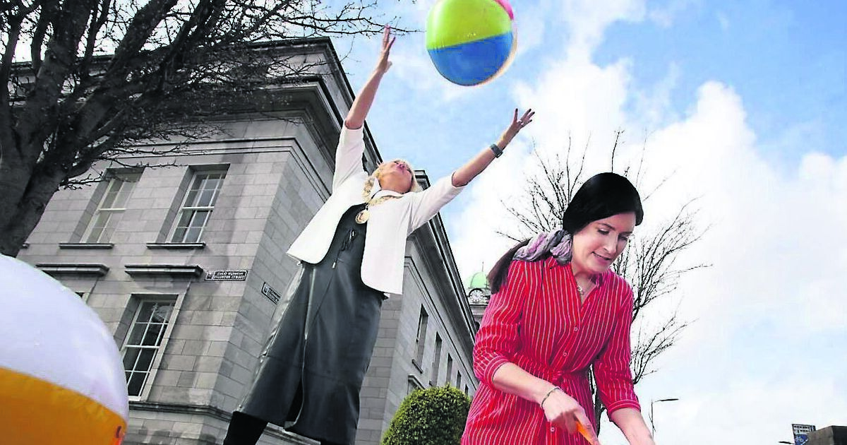 Cork City Hall to be converted into a beach - Vimarsana News