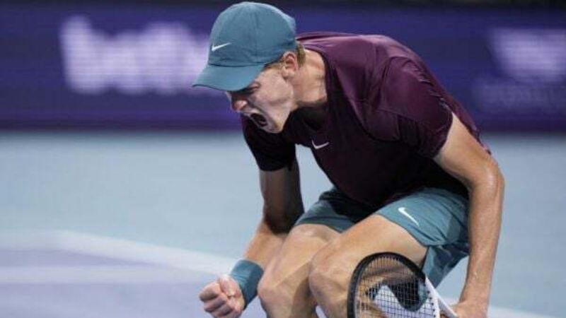 Jannik Sinner turns tables on Carlos Alcaraz to reach Miami Open final Jannik Sinner turns tables on Carlos Alcaraz to reach Miami Open final