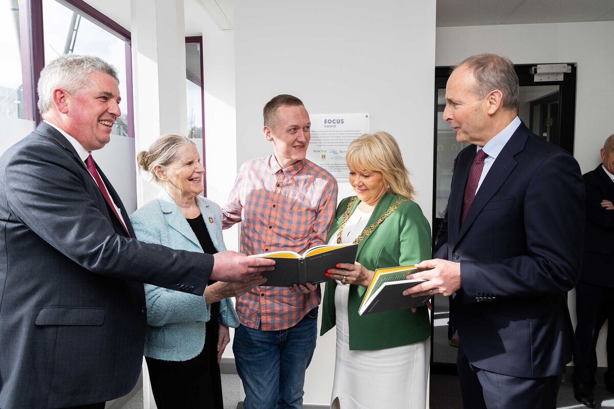 Pat Dennigan, CEO, Focus Ireland; Sister Stanislaus Kennedy, Founder and Lifetime President, Focus Ireland; Focus Ireland Tenant, Timmy Harrington; Lord Mayor of Cork, Cllr Deirdre Forde, and Tánaiste Mícheál Martin TD, pictured at the launch of 16 Focus Ireland homes in the heart of Cork City on the Grand Parade. Pat Dennigan, CEO, Focus Ireland; Sister Stanislaus Kennedy, Founder and Lifetime President, Focus Ireland; Focus Ireland Tenant, Timmy Harrington; Lord Mayor of Cork, Cllr Deirdre Forde, and Tánaiste Mícheál Martin TD, pictured at the launch of 16 Focus Ireland homes in the heart of Cork City on the Grand Parade.