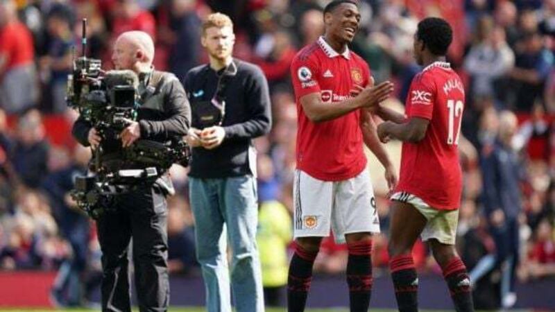Manchester United maintain top-four push with win over Everton