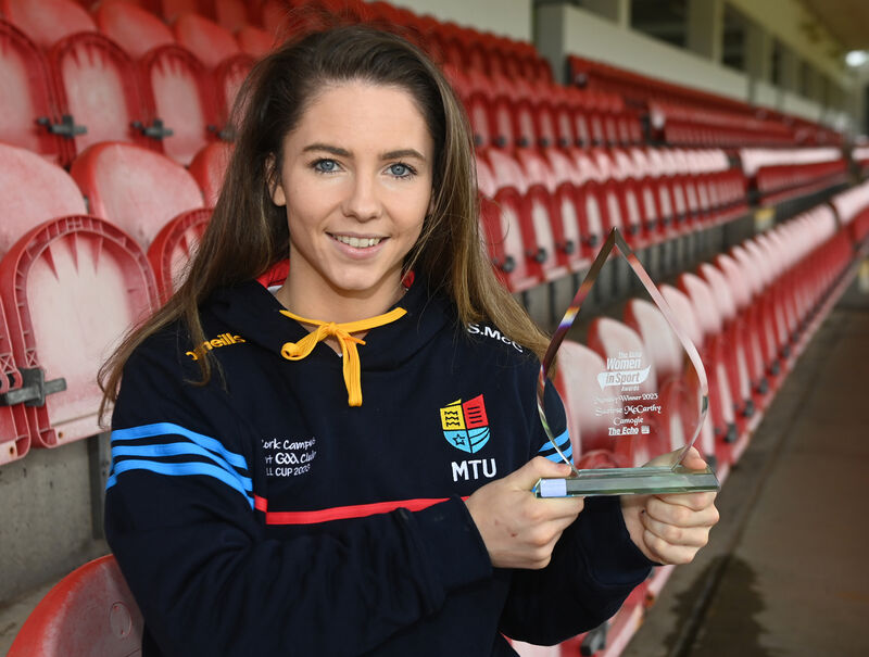 Cork camogie player Saoirse McCarthy with he Echo Women in Sport award. Picture: Eddie O'Hare Cork camogie player Saoirse McCarthy with he Echo Women in Sport award. Picture: Eddie O'Hare
