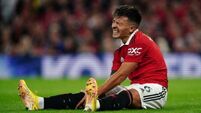 Man Utd defender Lisandro Martinez undergoes successful surgery on metatarsal