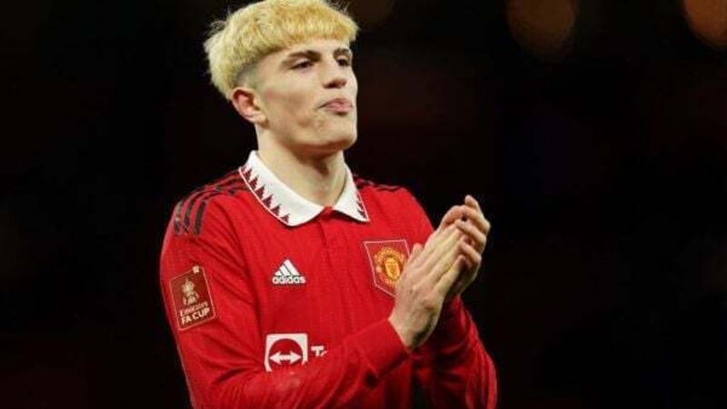Alejandro Garnacho commits to Manchester United with new long-term deal Alejandro Garnacho commits to Manchester United with new long-term deal