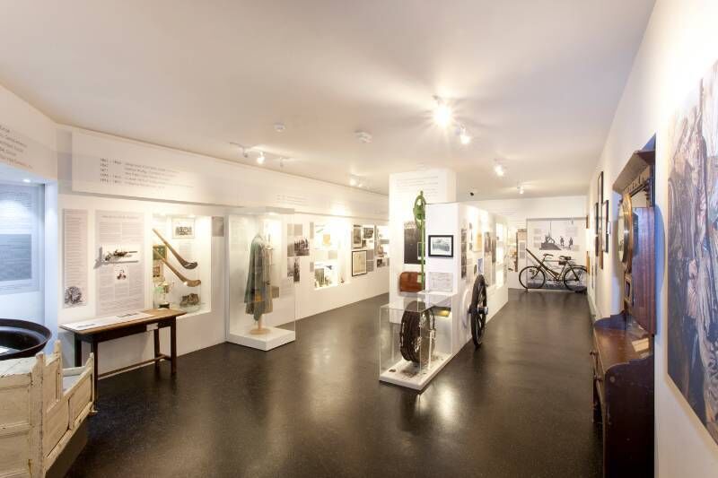 The Hollywood star explored the Michael Collins exhibition which marked the centenary of the ambush at Beal na Bláth at the Independence Museum Kilmurry.