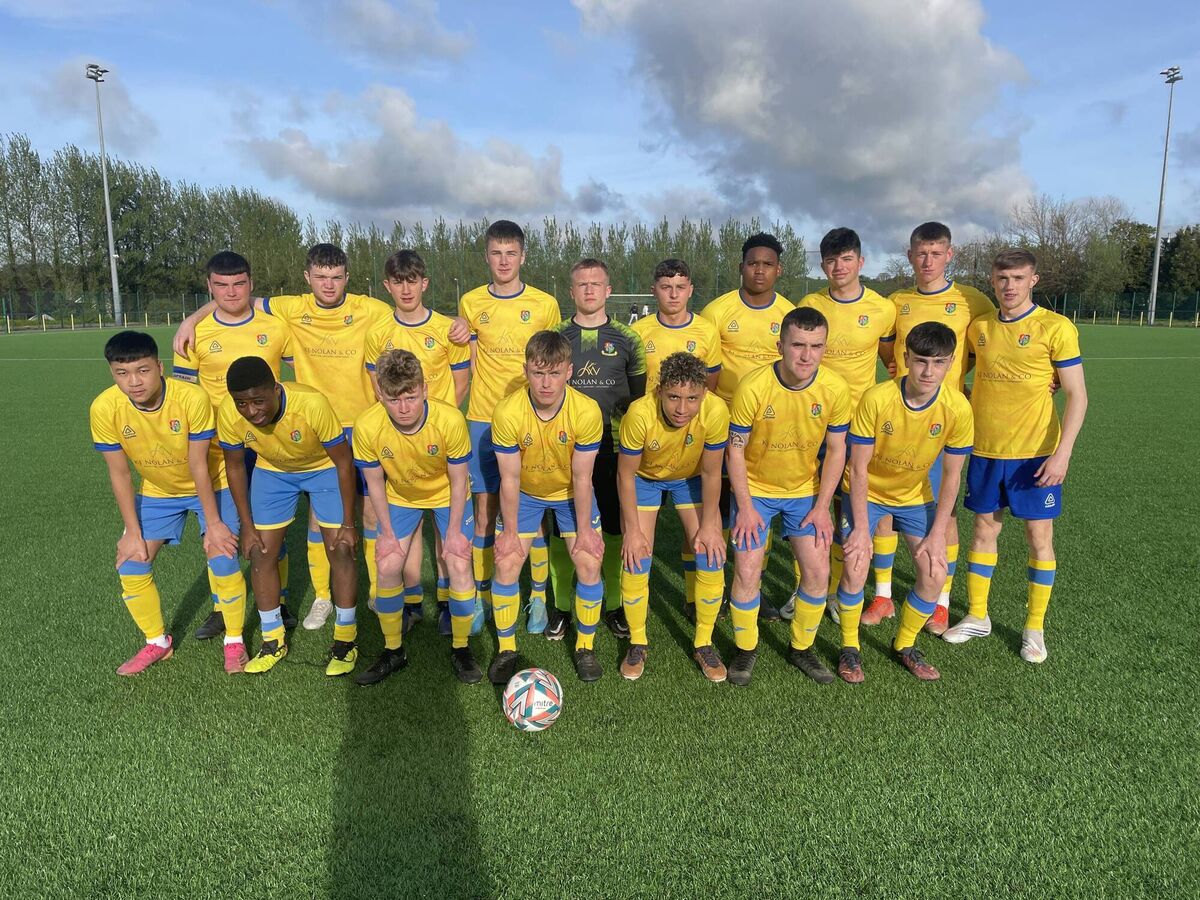 The Carrigaline Under 17 Premier Team that beat College Corinthians 3-1 in the League playoff semifinal at Moneygourney last Tuesday night.
