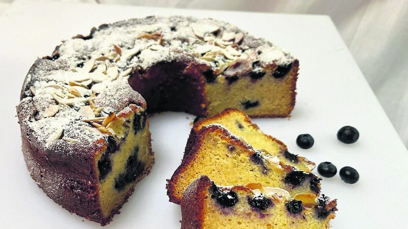 Recipe: Blueberry Cake with Almond Marzipan