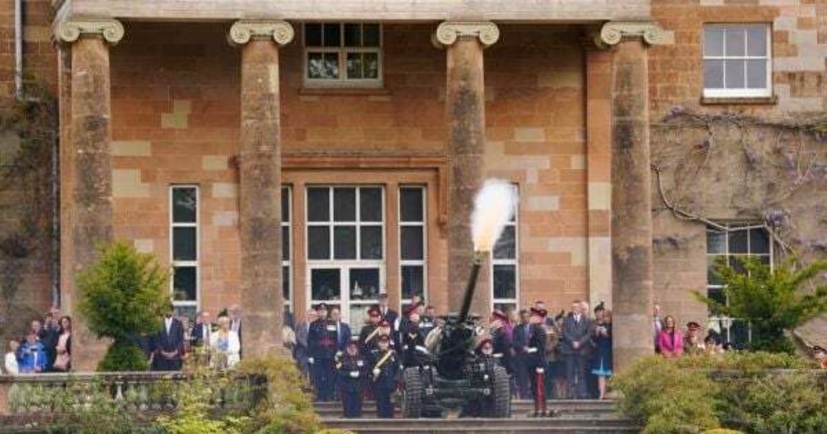 Gun salute marks coronation celebrations in Northern Ireland - Vimarsana News