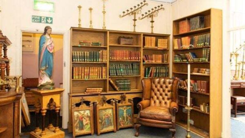 Franciscan items put up for auction to make way for Ukrainian refugees