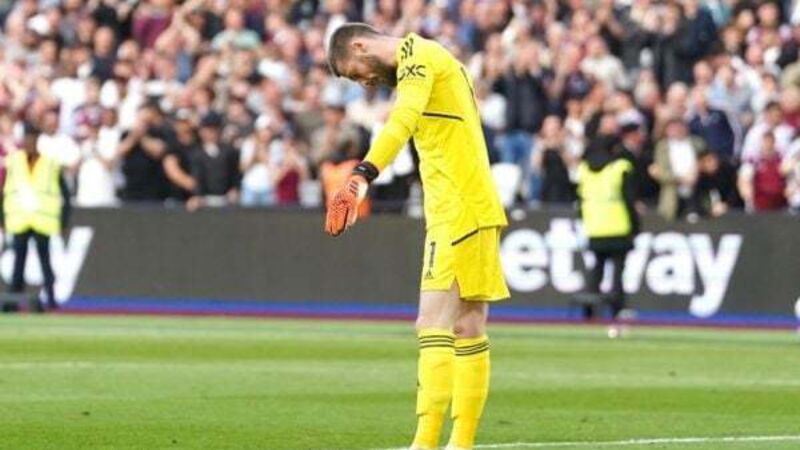 Manchester United beaten again after David De Gea howler at West Ham Manchester United beaten again after David De Gea howler at West Ham
