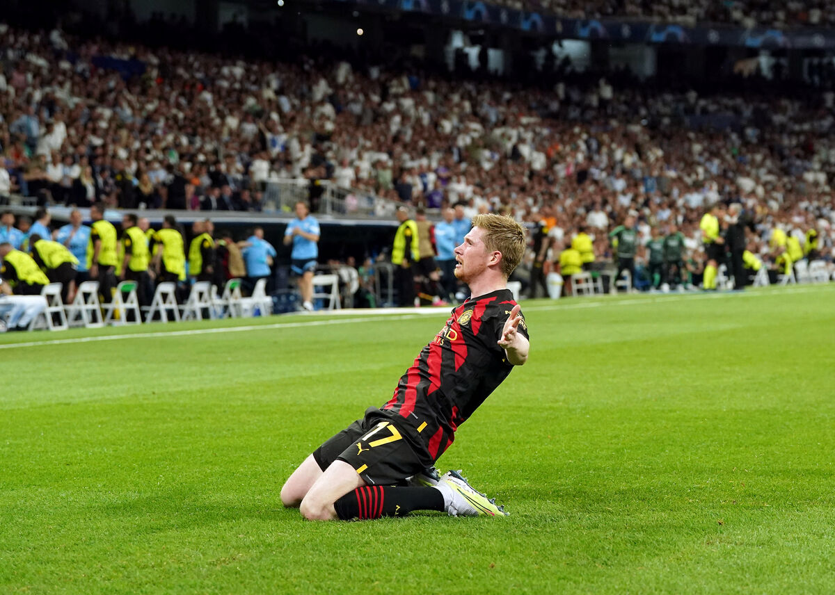 Manchester City's Kevin De Bruyne celebrates scoring their side's first goal of the game during the UEFA Champions League, semi-final, first leg match at the Santiago Bernabeu Stadium