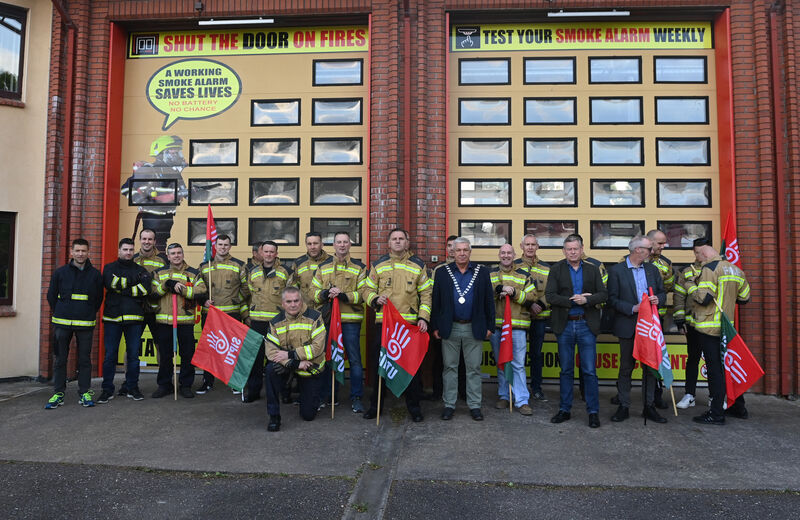 Cork fire fighters at the protest at the closure of Ballincollig fire station. Picture: Eddie O'Hare