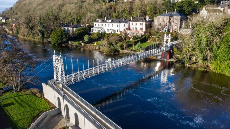 Man charged with causing criminal damage to 'Shakey Bridge' appears in court 