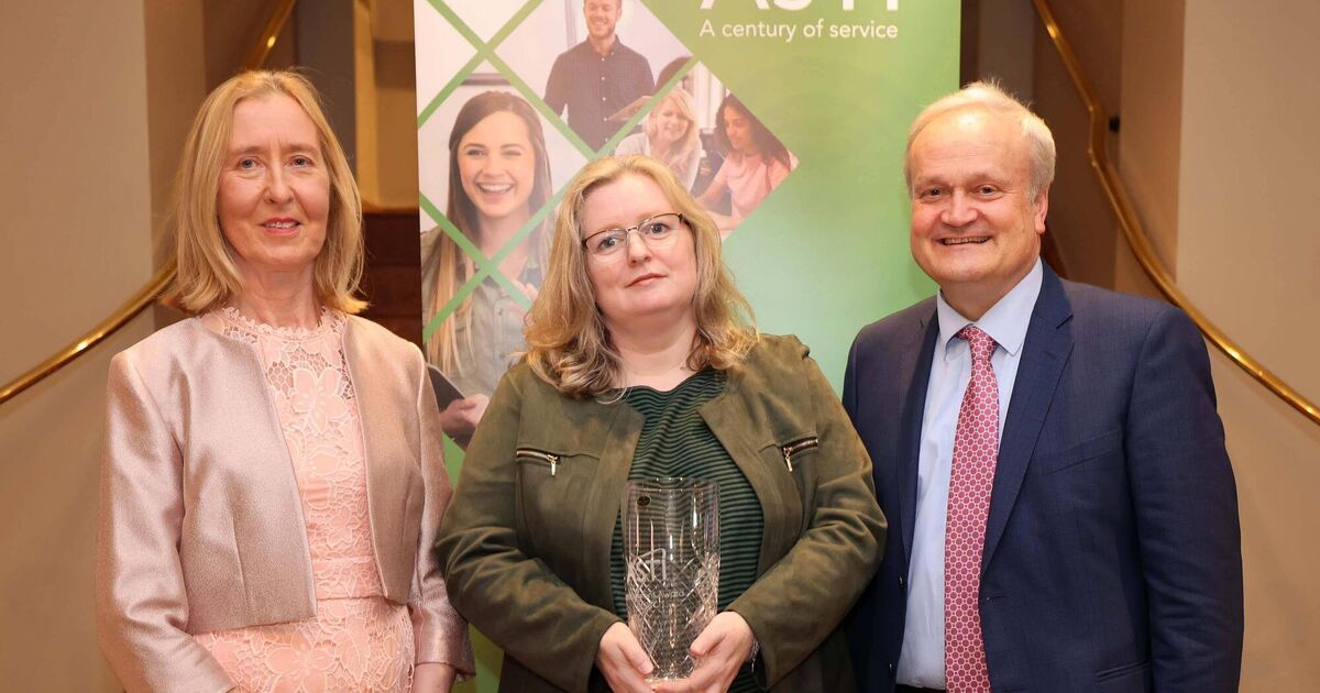 Cork teacher honoured for work with LGBTQI+ students and promoting art - Vimarsana News