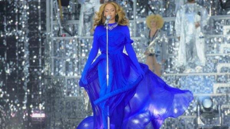 Beyonce kicks off first London show with gratitude during dazzling disco party