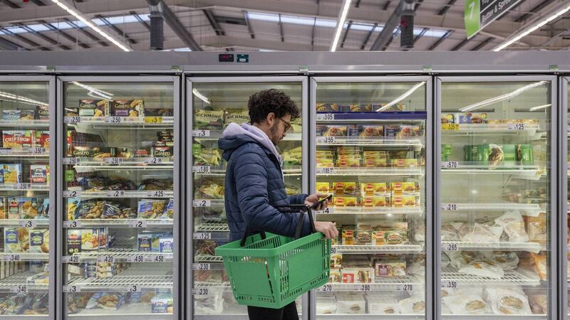 Safefood report: Pressure still on families on tight budgets