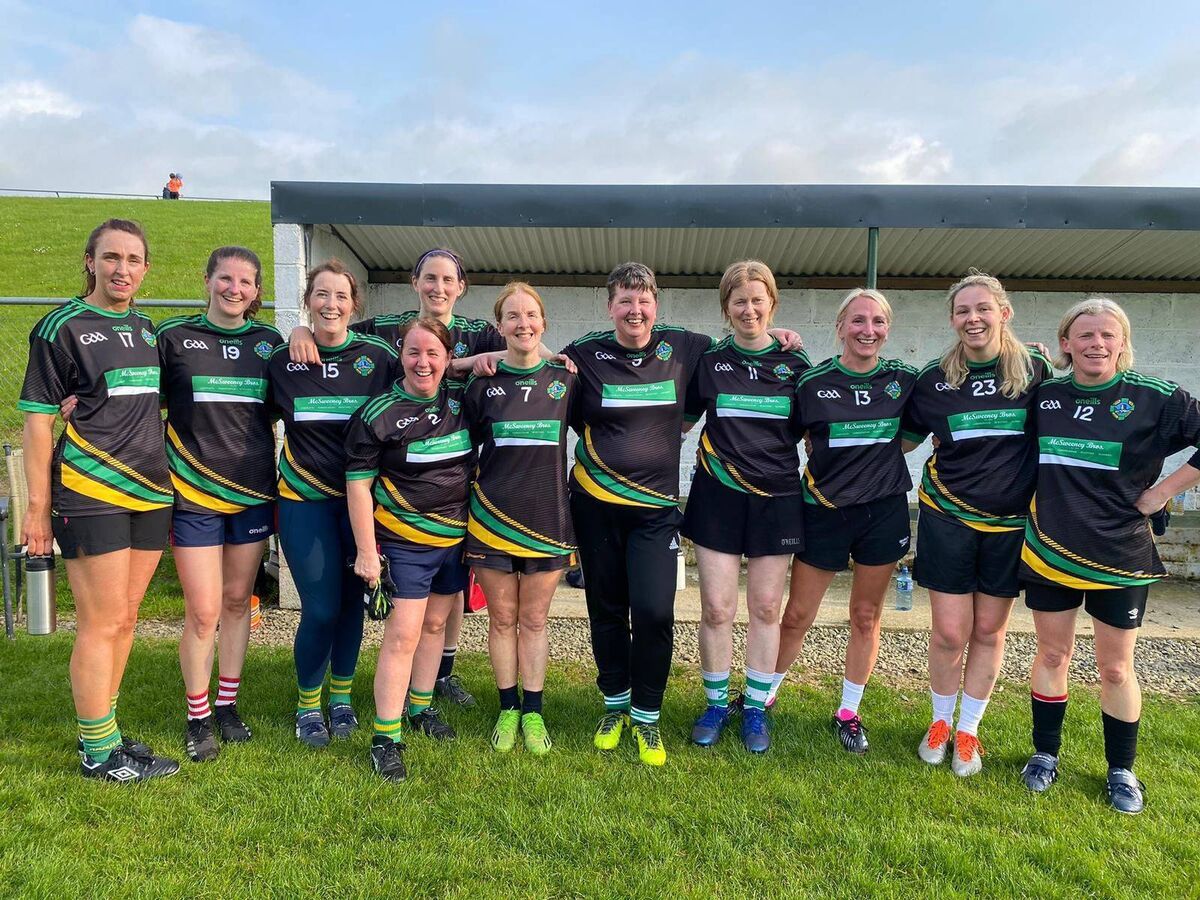 Players on the Randal Óg Gaelic4Mothers&Others team. Left to right: Eleanor O'Sullivan, Laura Murray, Aine Cotter, Bernadette Beamish, Mary O'Donnell, Margaret Collins O'Donovan, Lorraine Kingston, Aileen O'Connell, Siobhan McSweeney, Tracy Collins and Sarah Collins. Players on the Randal Óg Gaelic4Mothers&Others team. Left to right: Eleanor O'Sullivan, Laura Murray, Aine Cotter, Bernadette Beamish, Mary O'Donnell, Margaret Collins O'Donovan, Lorraine Kingston, Aileen O'Connell, Siobhan McSweeney, Tracy Collins and Sarah Collins.