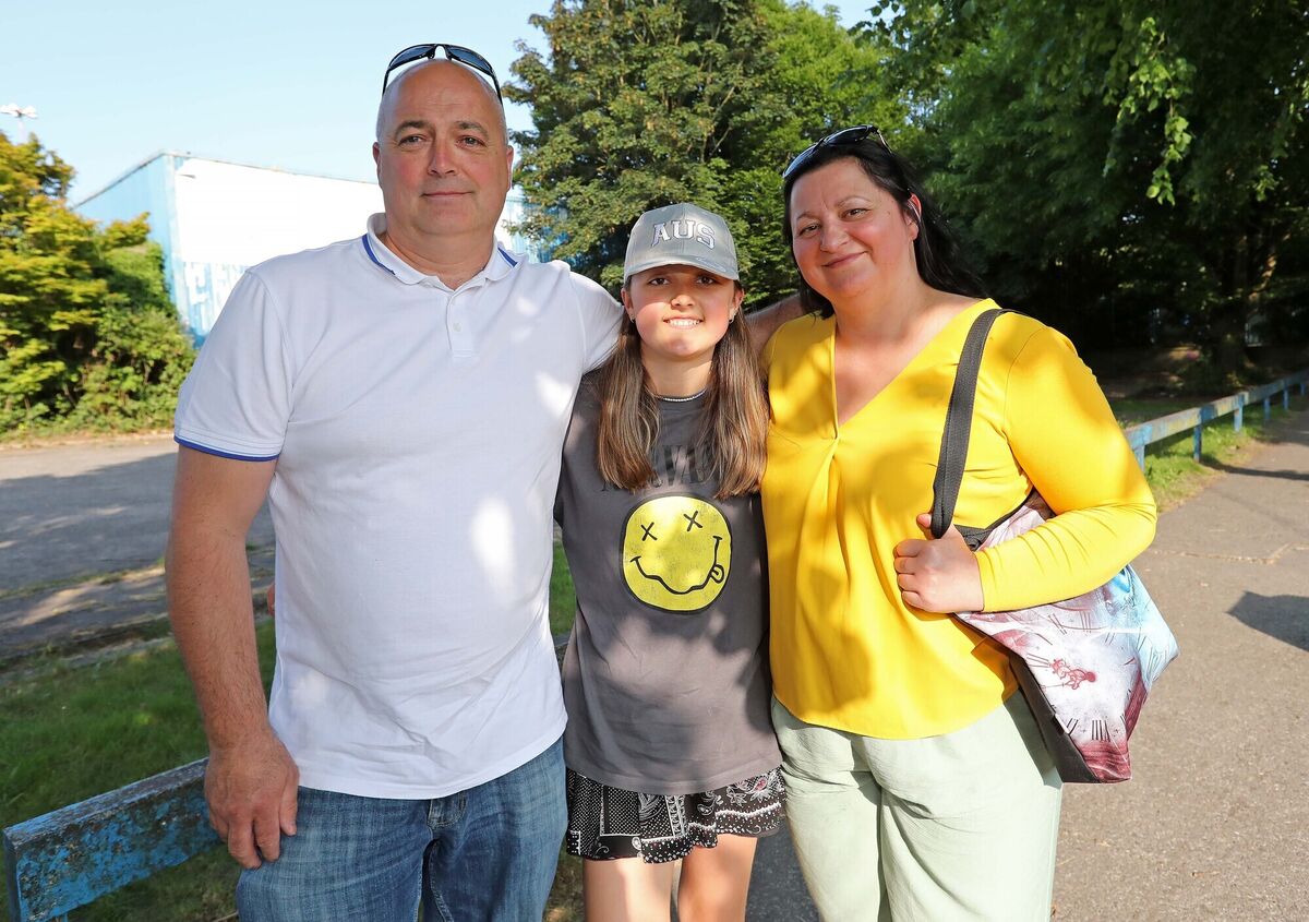  Oliver, Isibèal and Asia Crowley, Clonakility. Picture: Jim Coughlan.