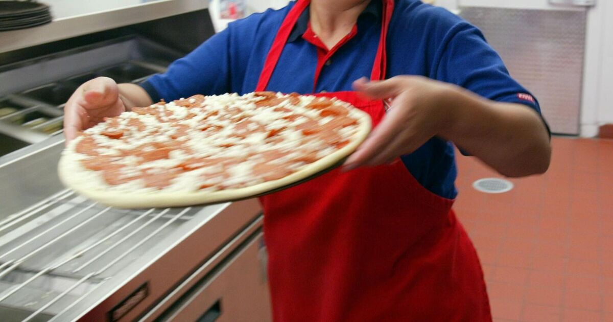 Appeal made against proposal to change use of premises in Glanmire to Domino's pizza - Vimarsana News
