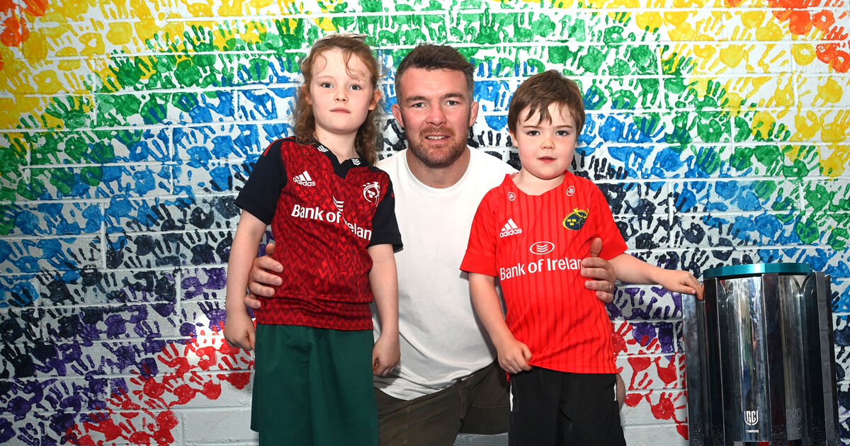 Pictures: Munster star delights pupils as he visits daughter's Cork school with URC cup - Vimarsana News