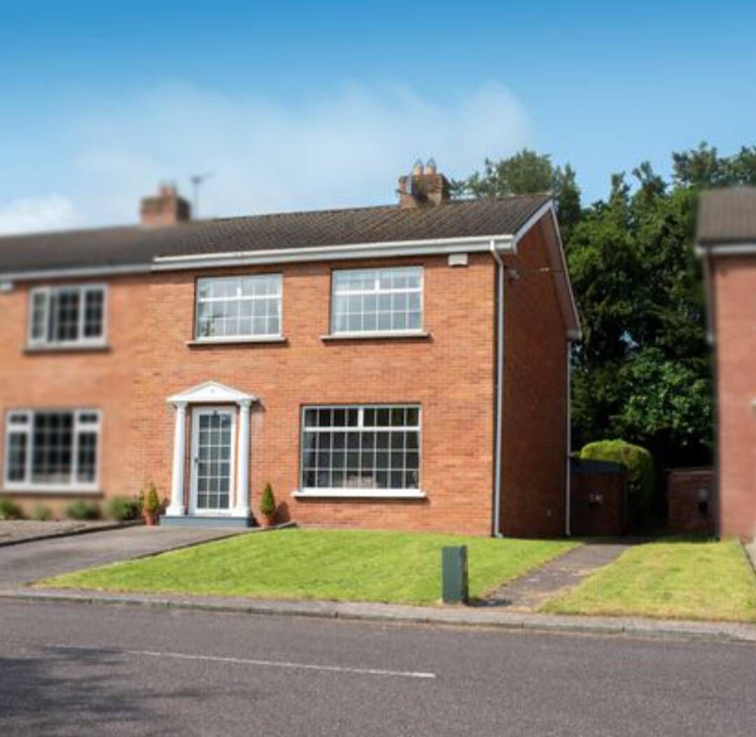 A secluded three-bedroom property at 3, Vale Close. A secluded three-bedroom property at 3, Vale Close.