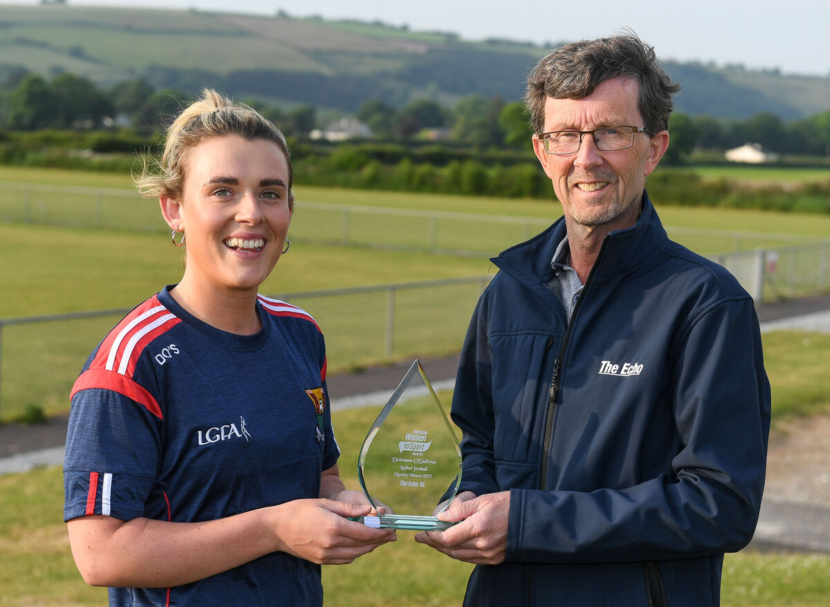  Rory Noonan of The Echo, presenting the The Echo Women in Sport award for May to Cork ladies footballer Doireann O'Sullivan. Picture: David Keane.