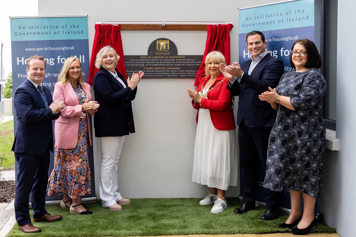 Brian Geaney, Assistant CE, Cork City Council; Bronagh D'Arcy, Tuath Housing; Ann Doherty, CE, Cork City Council; Lord Mayor of Cork, Cllr Deirdre Forde, Niall O Donobhain, Director of Housing, Cork City Council, and Alison O'Rourke, Housing Dept, Cork City Council, pictured at the official opening by Cork City Council, of five housing schemes in Cork city.
