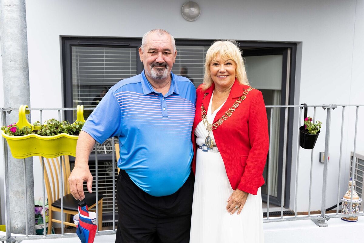Josephine McCoy Mews resident, Noel Delea, pictured meeting Cllr Deirdre Forde, Lord Mayor of Cork, at the official opening by Cork City Council, of five housing schemes in Cork city.