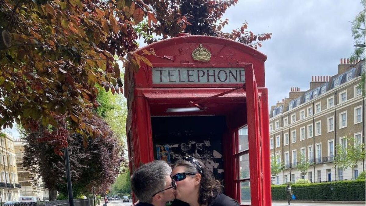 Couple who remain oceansapart go the distance for love