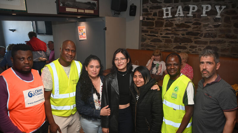Fermoy for all - Locals come together to welcome refugees and condemn anti-migrant protests