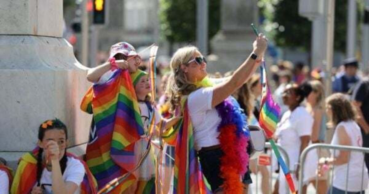 Thousands turn out as Dublin Pride parade marks 40th anniversary - Vimarsana News