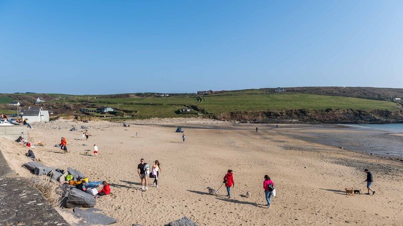 West Cork beach walkers are pulled out to sea by powerful current West Cork beach walkers are pulled out to sea by powerful current