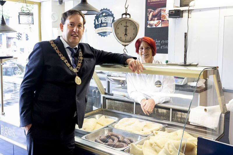 New Lord Mayor of Cork, Cllr Kieran McCarthy, pictured with Helen Morey, A O'Reilly tripe and drisheen, during the Lord Mayor's annual official visit to The English Market, where he met and spoke with traders, tourists and shoppers along the way.Picture: Michael O'Sullivan /OSM PHOTO