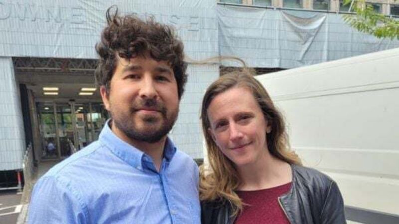 Woman claims landlord told her to leave apartment after hearing she was pregnant Woman claims landlord told her to leave apartment after hearing she was pregnant