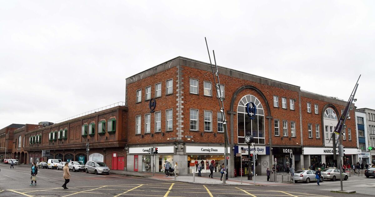 Garda verbally abused at Cork city shopping centre - Vimarsana News