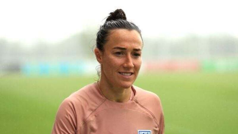 Lucy Bronze says ‘it’s a shame’ women have to fight for change amid bonus row Lucy Bronze says ‘it’s a shame’ women have to fight for change amid bonus row