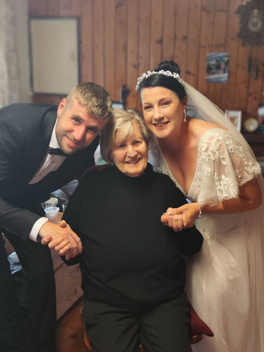 The happy couple with Nana Mary Twomey, who they paid a special visit to in Skibbereen. The happy couple with Nana Mary Twomey, who they paid a special visit to in Skibbereen.