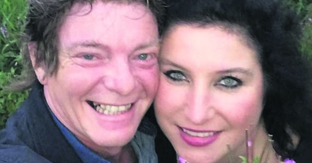 How I met my partner: Niall Boylan says he loved his wife Karen before they met in person - Vimarsana News