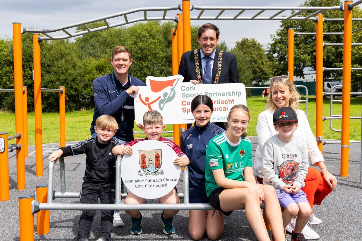 John Faulkner, Bishopstown; James Kirby, Cork Sports Partnership; Sean Young, Bishopstown; Lord Mayor of Cork, Cllr Kieran McCarthy; Wilton Utd Players, Lucia Chan &amp; Deirdre O'Mahony, Ballincollig; Dympna Murphy, Cork City Council, and Evan O'Flynn, Curraheen, pictured at the official opening of the new outdoor Gym installed in Murphy’s Farm by Cork City Council, in association with Cork Sports Partnership and Cork ETB. This is one of eleven such gyms being installed in our Parks around the city.