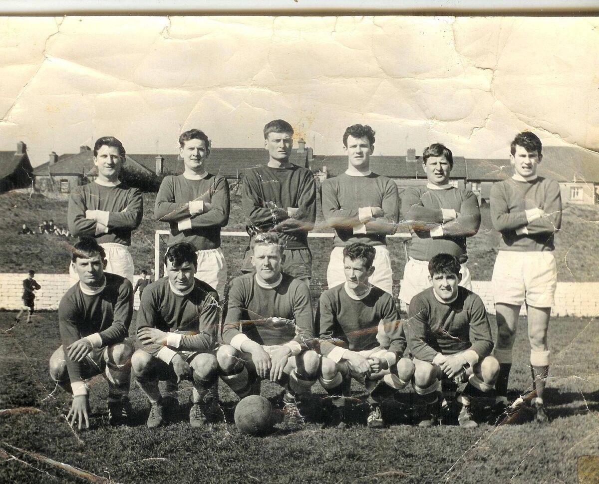 Brideville: Back: Tom Daly, Tony Fitzgerald, Joe O’Grady, Pat O’Connor, Mossie Twomey, Eddie Goulding. Front: Tommy Long, John Twomey, Jack Collins, Donal O’Brien, Johnny O’Connor. Brideville: Back: Tom Daly, Tony Fitzgerald, Joe O’Grady, Pat O’Connor, Mossie Twomey, Eddie Goulding. Front: Tommy Long, John Twomey, Jack Collins, Donal O’Brien, Johnny O’Connor.