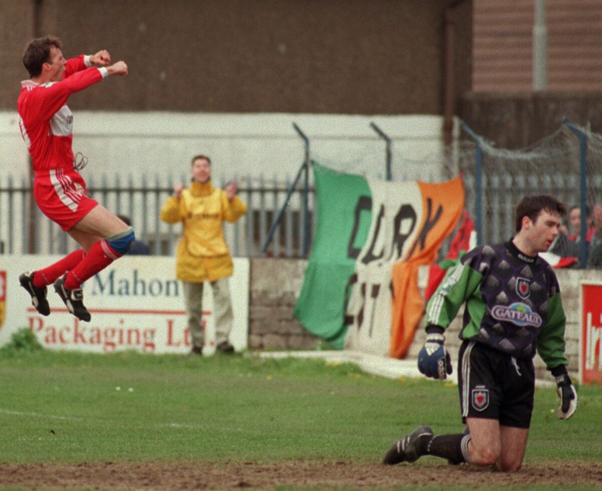 Cork City's Johnny Glynn punches the air after scoring, while Bohemians goalkeeper Michael Dempsey drops to his knees during the premier league game at Turner's Cross. Picture; Eddie O'Hare Cork City's Johnny Glynn punches the air after scoring, while Bohemians goalkeeper Michael Dempsey drops to his knees during the premier league game at Turner's Cross. Picture; Eddie O'Hare