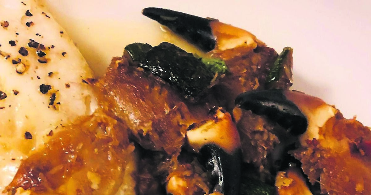 Crab claws and whiting... a fishy meal for a seafood fan - Vimarsana News