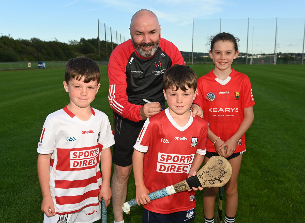 Cork manager Matthew Twomey with John and Michéal and Mary Kate Desmond from Inniscarra. Picture: Eddie O'Hare Cork manager Matthew Twomey with John and Michéal and Mary Kate Desmond from Inniscarra. Picture: Eddie O'Hare