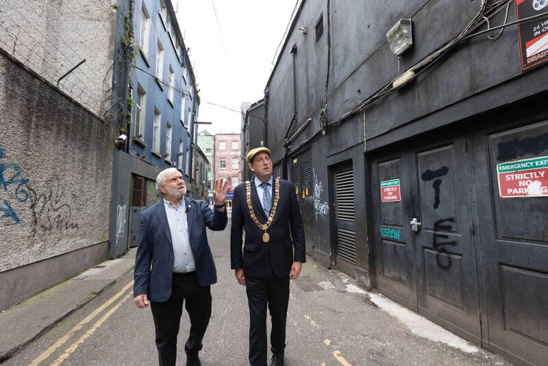 Local Historians Gerry White and Lord Mayor Cllr Kieran McCarthy. Photo Darragh Kane