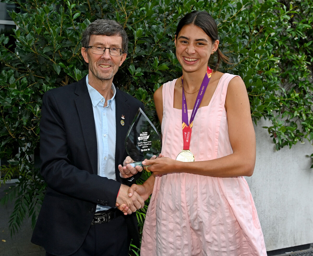 Sophie O'Sullivan, Athletics, The Echo Women in sport awards monthly winner with Rory Nooan of The Echo Picture; Eddie O'Hare