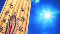Thermometer Sun 40 Degres. Hot summer day. High Summer temperatures