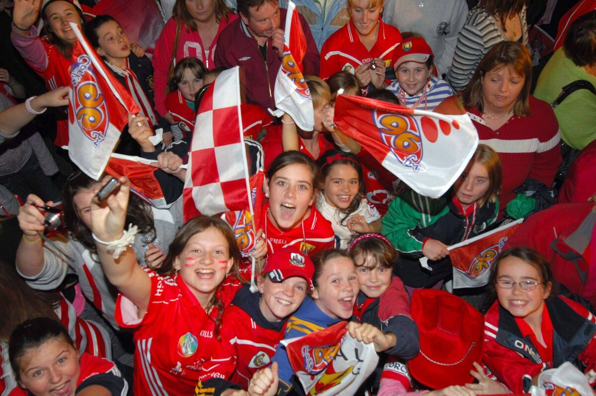Cork camogie fans welcome the Cork Camogie Team in 2008. Picture: Provision Cork camogie fans welcome the Cork Camogie Team in 2008. Picture: Provision