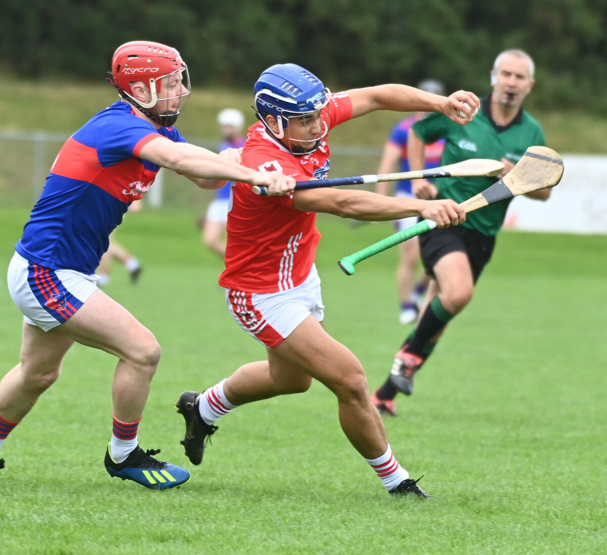 Charleville's Oran O'Connell breaks from Erin's Own's Seán Kelly during the Co-op SuperStores Cork Premier SHC game at Mallow. Picture: Eddie O'Hare Charleville's Oran O'Connell breaks from Erin's Own's Seán Kelly during the Co-op SuperStores Cork Premier SHC game at Mallow. Picture: Eddie O'Hare