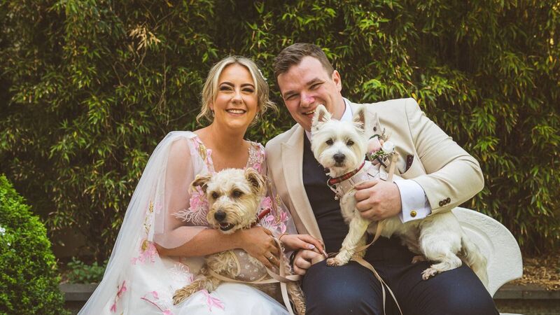 Wedding of the Week: Couple pick dog-friendly Cork venue to host their perfect day Wedding of the Week: Couple pick dog-friendly Cork venue to host their perfect day